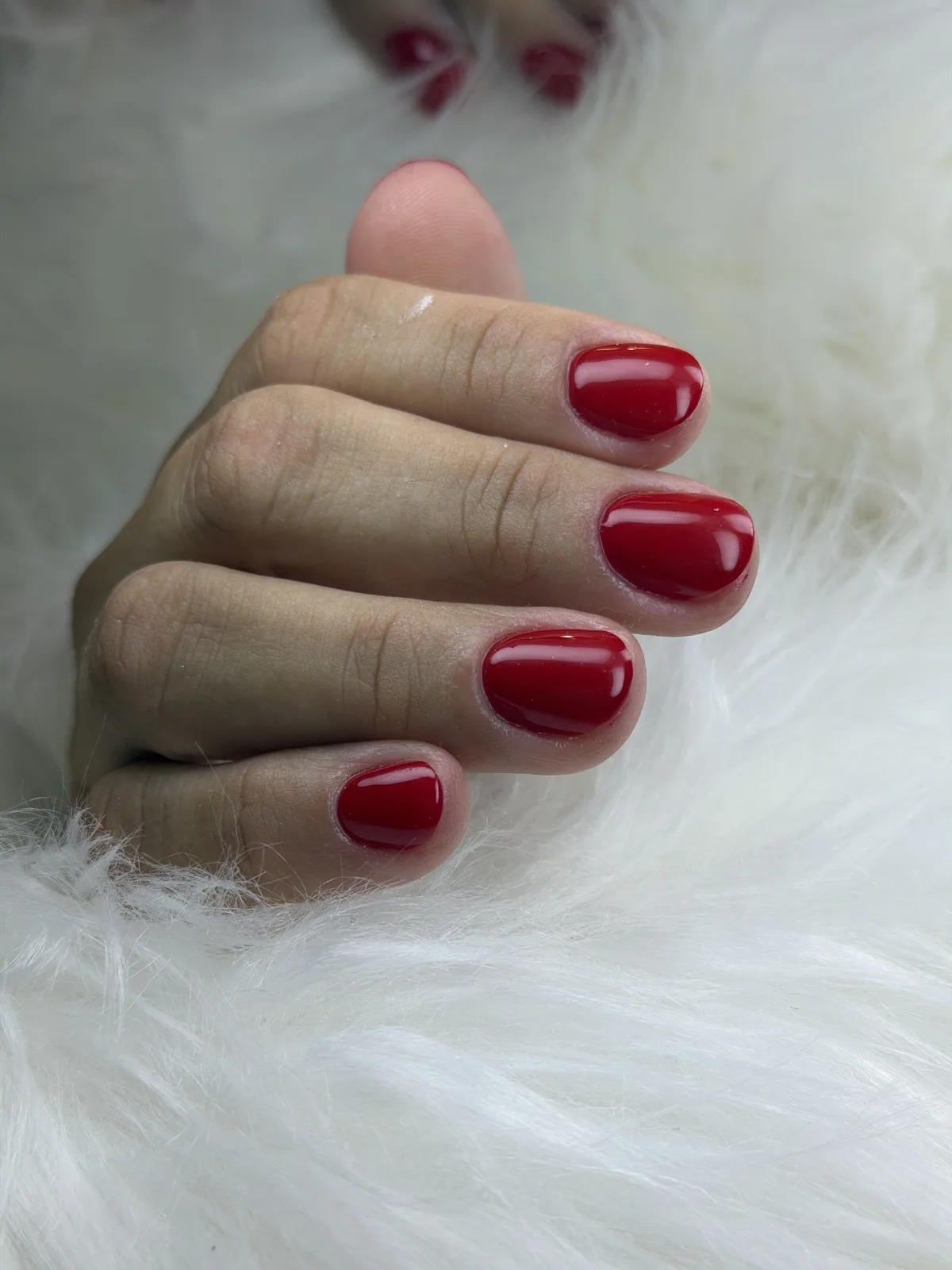 Esmaltação em gel nas mãos